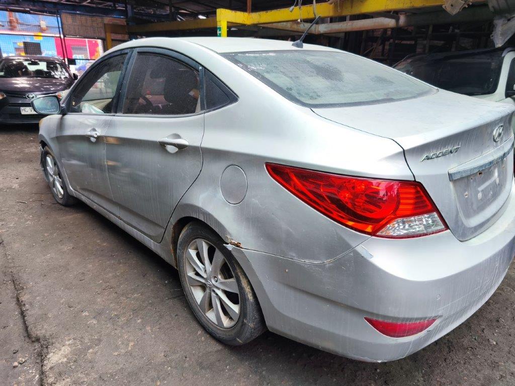 CULATA Hyundai ACCENT RB 2011  USADA  EN DESARME